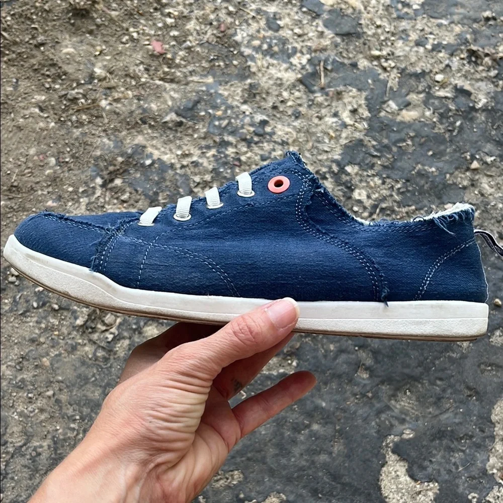 Vionic Beach Denim Blue Sneakers - Picture 3 of 12